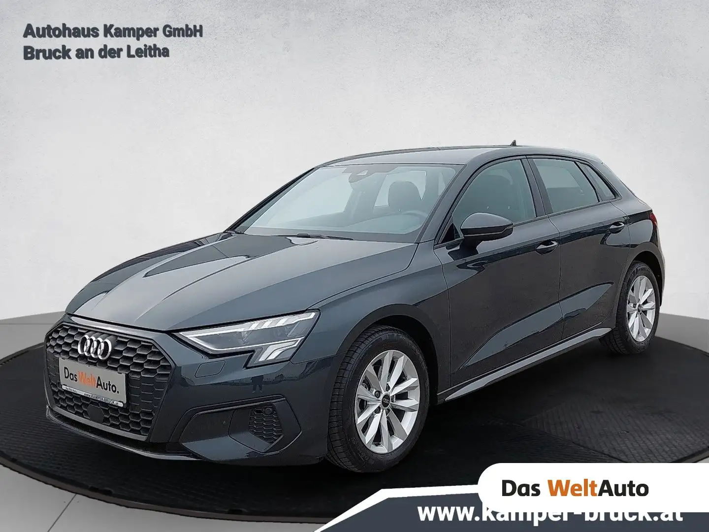 Audi A3 30 TFSI intense Grau - 1