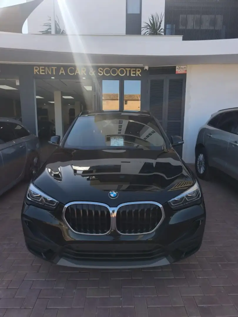 BMW X1 xDrive25eA Negro - 1