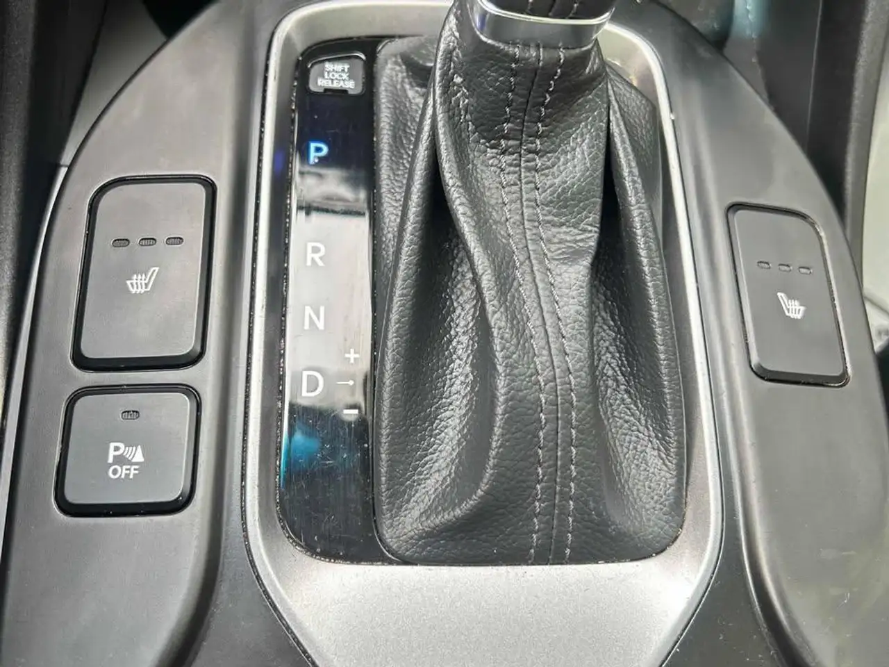 Hyundai SANTA FE снимка Hyundai SANTA FE