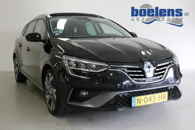 Renault Megane E-Tech Estate 1.6 Plug-In Hybrid 160 R.S. Line | PANO-DAK