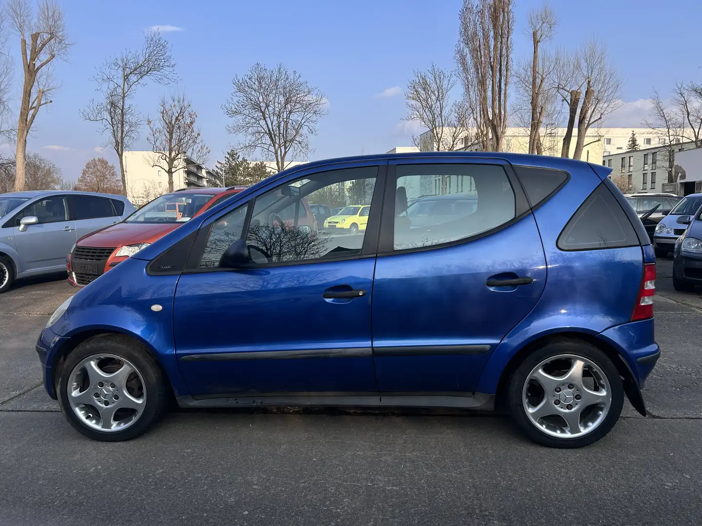 Mercedes-Benz A 140 A-Klasse Avantgarde/ Automatik Blau - 2