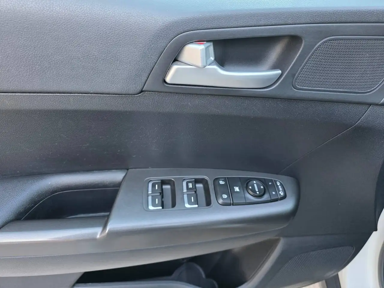 Kia Sportage снимка Kia Sportage