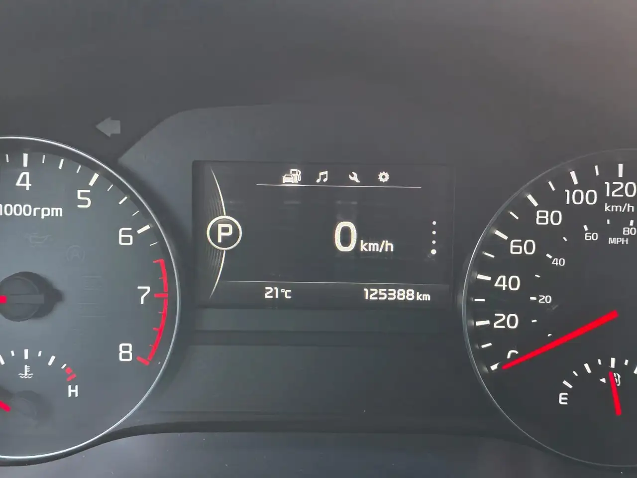 Kia Sportage снимка Kia Sportage