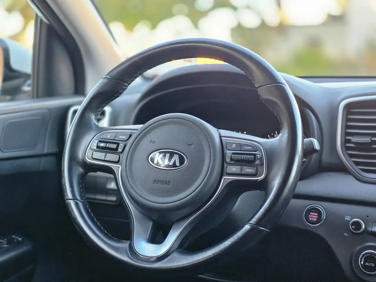 Kia Sportage снимка Kia Sportage