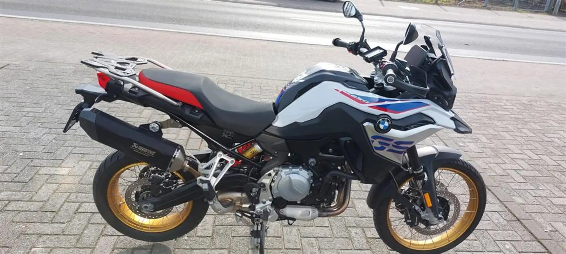 BMW F 850 GS 0 - 2