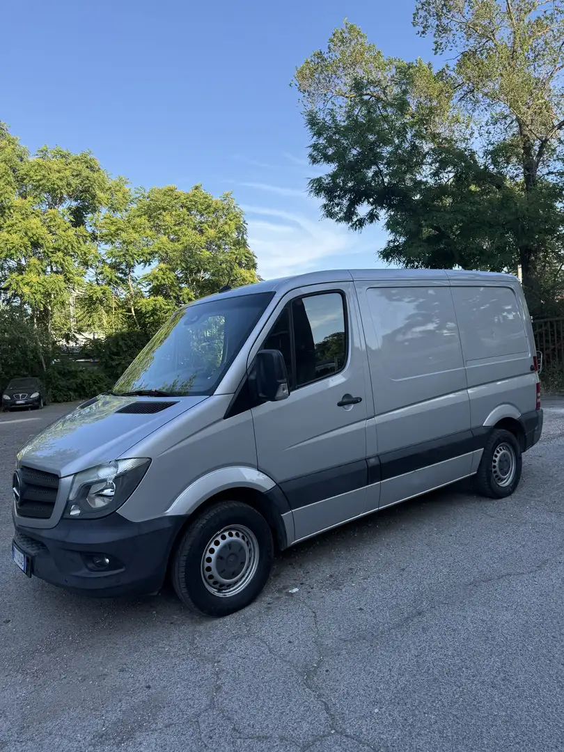 Mercedes-Benz Sprinter full - 1