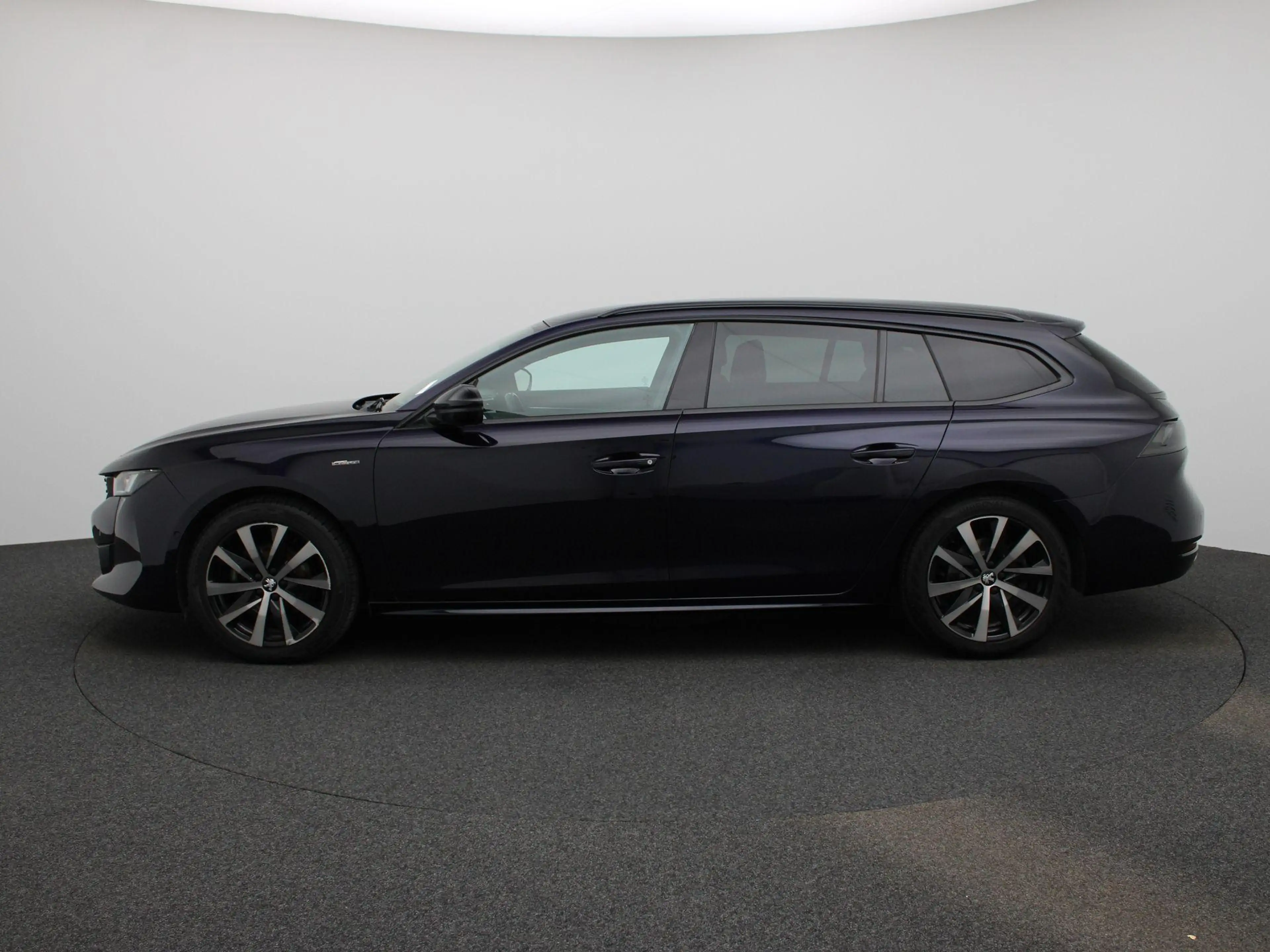 Peugeot 508 SW 1.6 PureTech 180 S&S EAT8 GT Line | Camera | PD — photo 4
