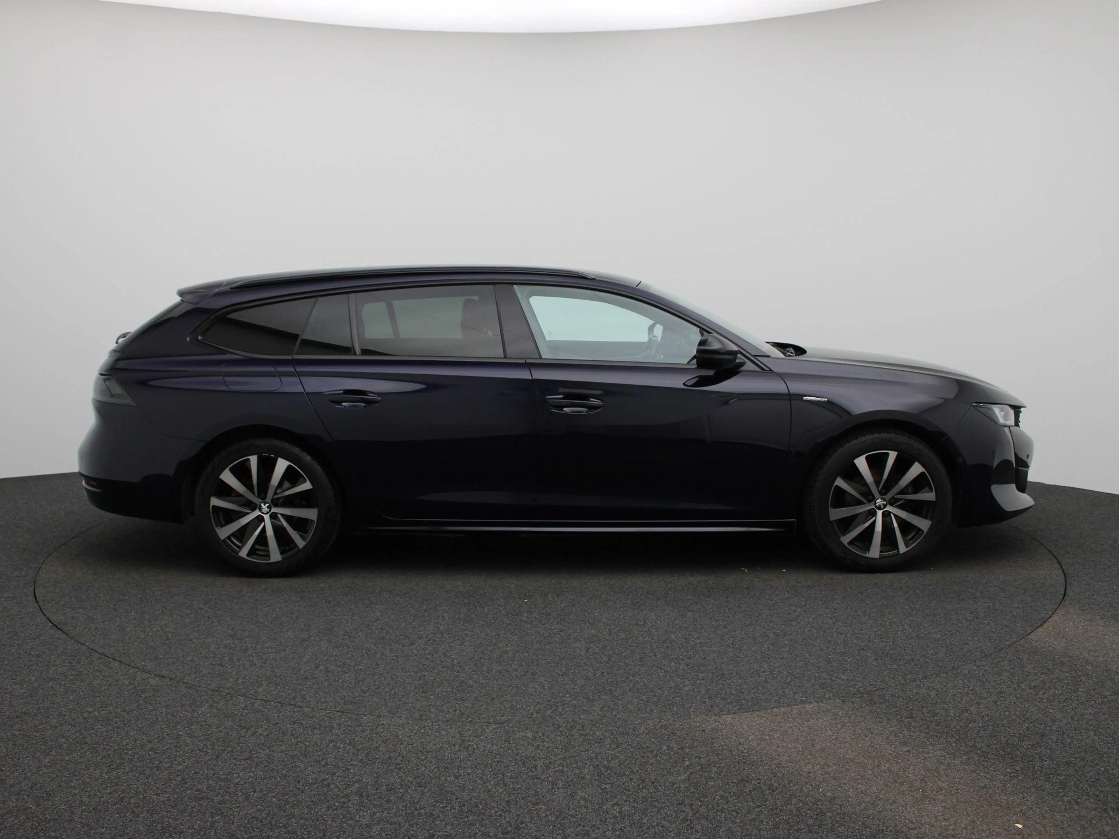 Peugeot 508 SW 1.6 PureTech 180 S&S EAT8 GT Line | Camera | PD — photo 6