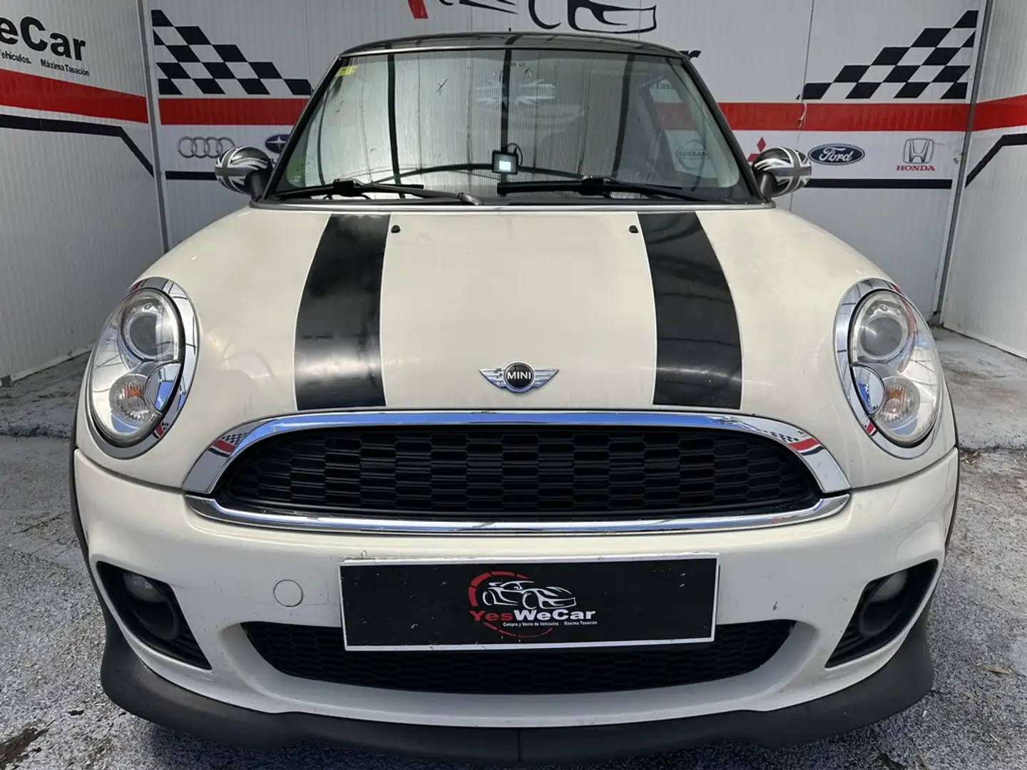 MINI Cooper Beige - 2