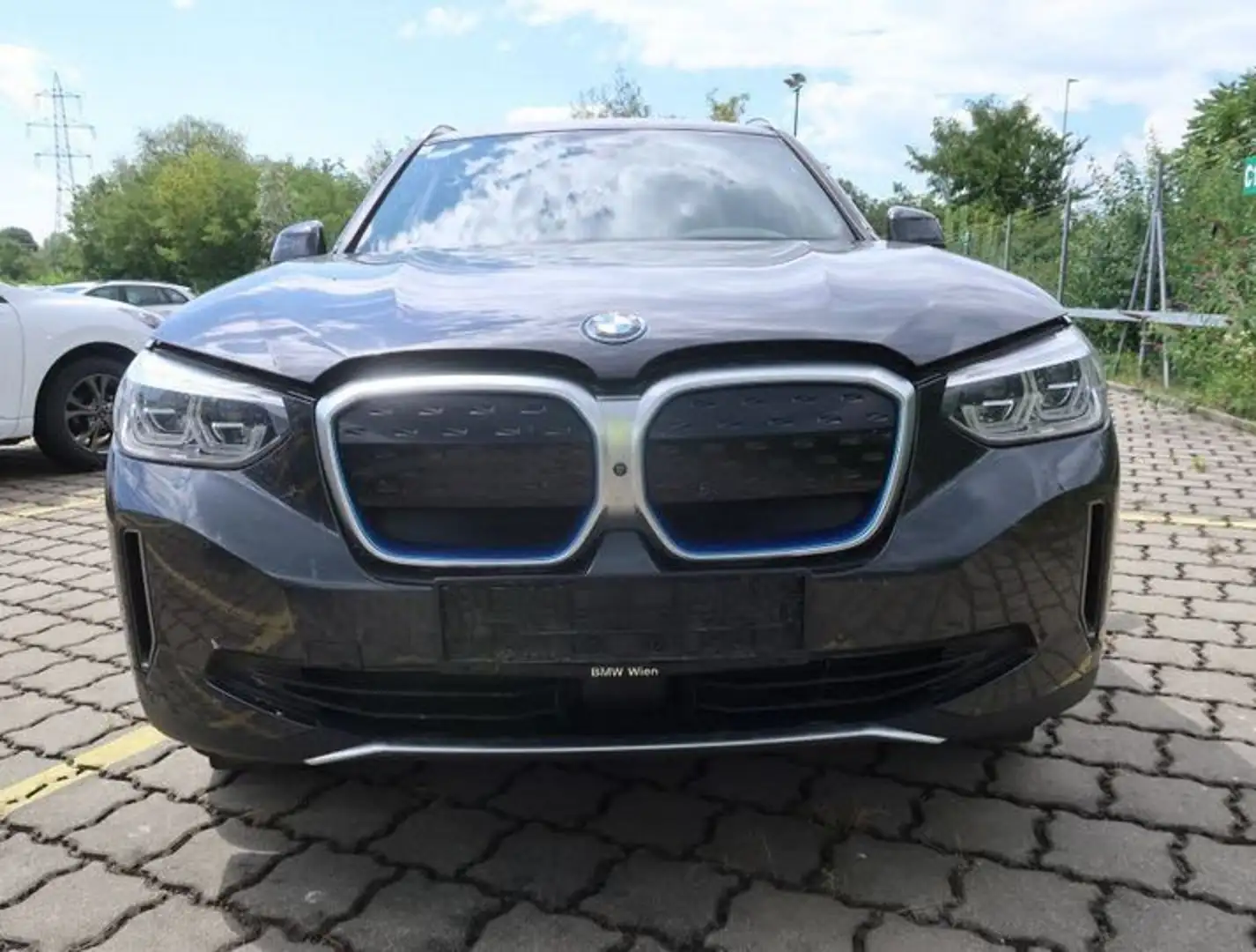 BMW iX3 Impressive Grau - 1