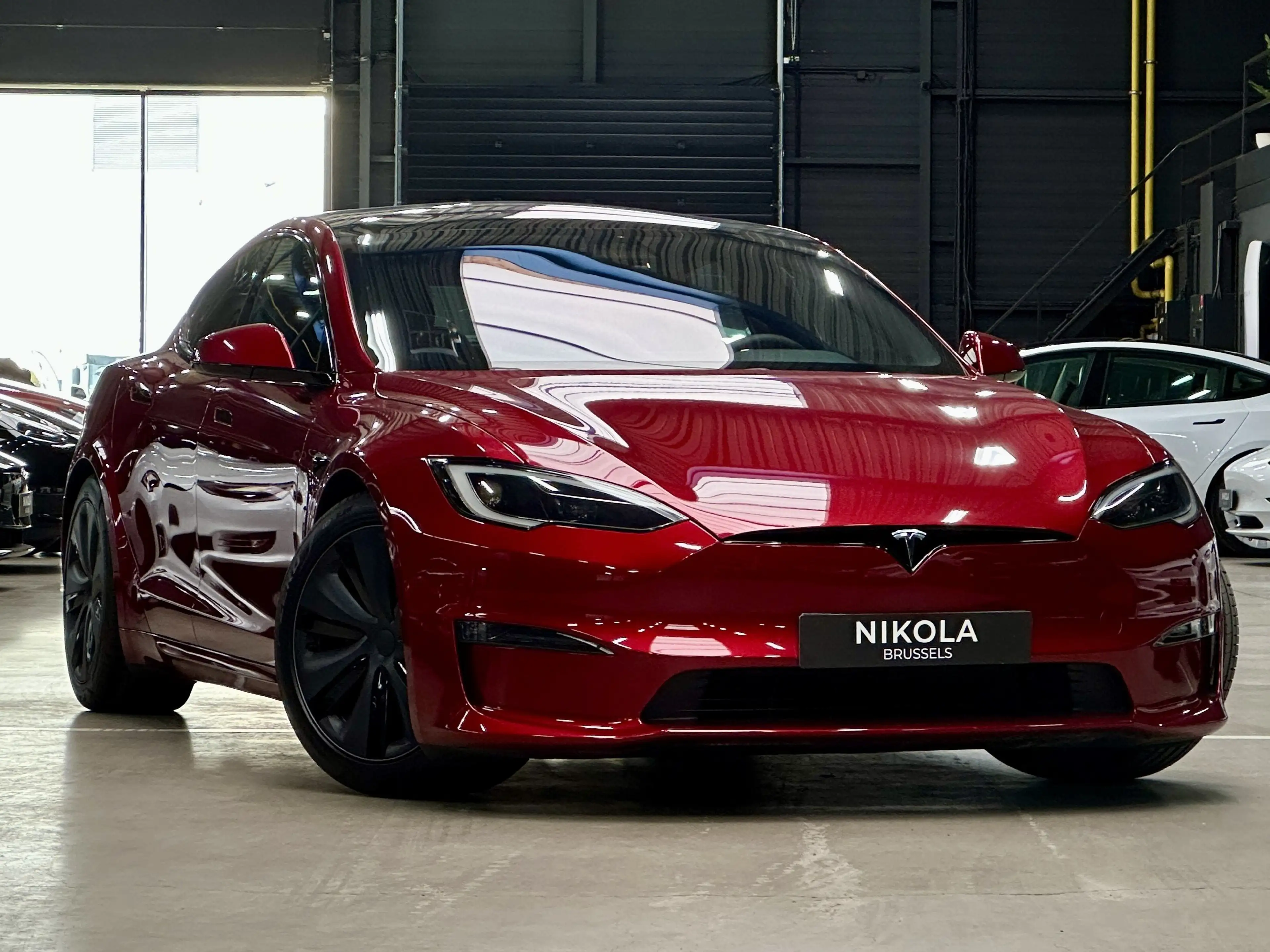Tesla Model S DUAL MOTOR - ENHANCED AUTOPILOT - BRANDNEW