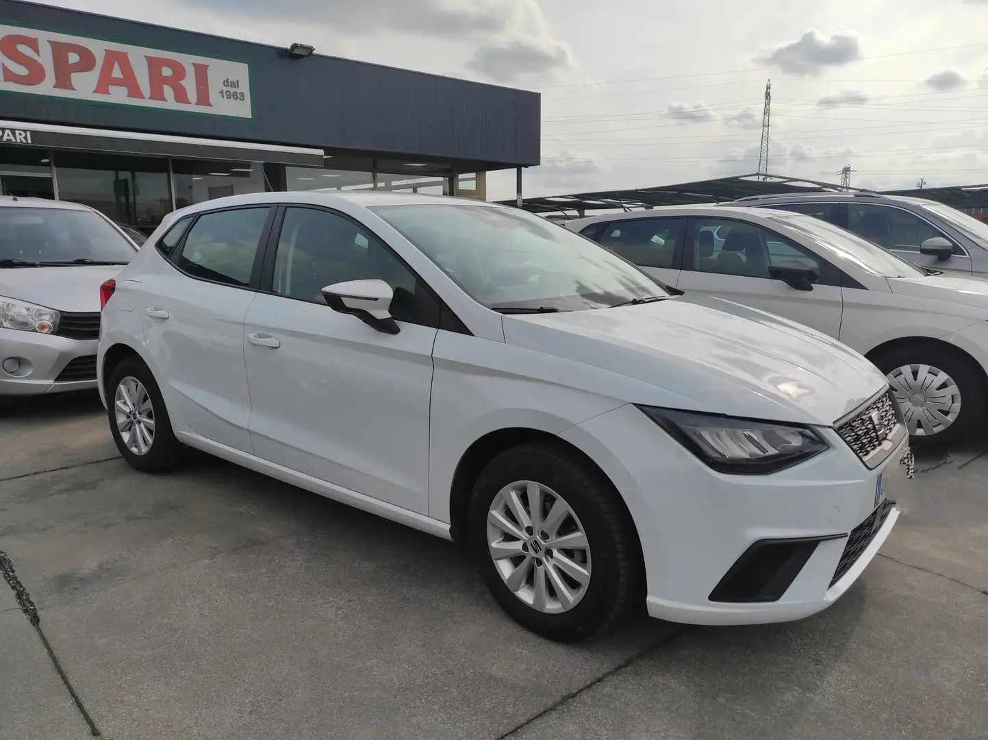SEAT Ibiza Ibiza 1.0 tgi Style 90cv Wit - 1