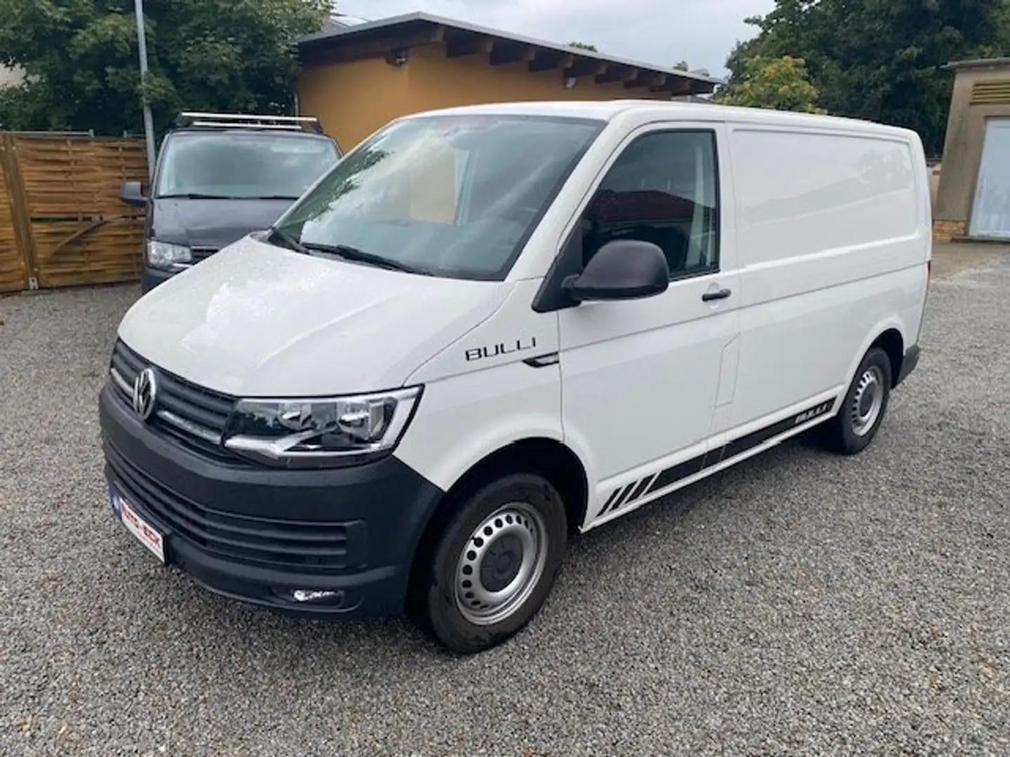 Volkswagen T6 Transporter Kasten AHK Klima SHz Weiß - 1