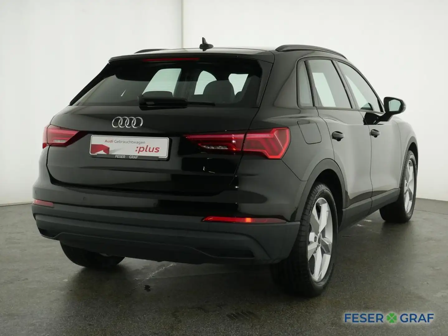 Audi Q3 35 TDI S tronic LED / AHK / Sitzheizung / Navigati Schwarz - 2