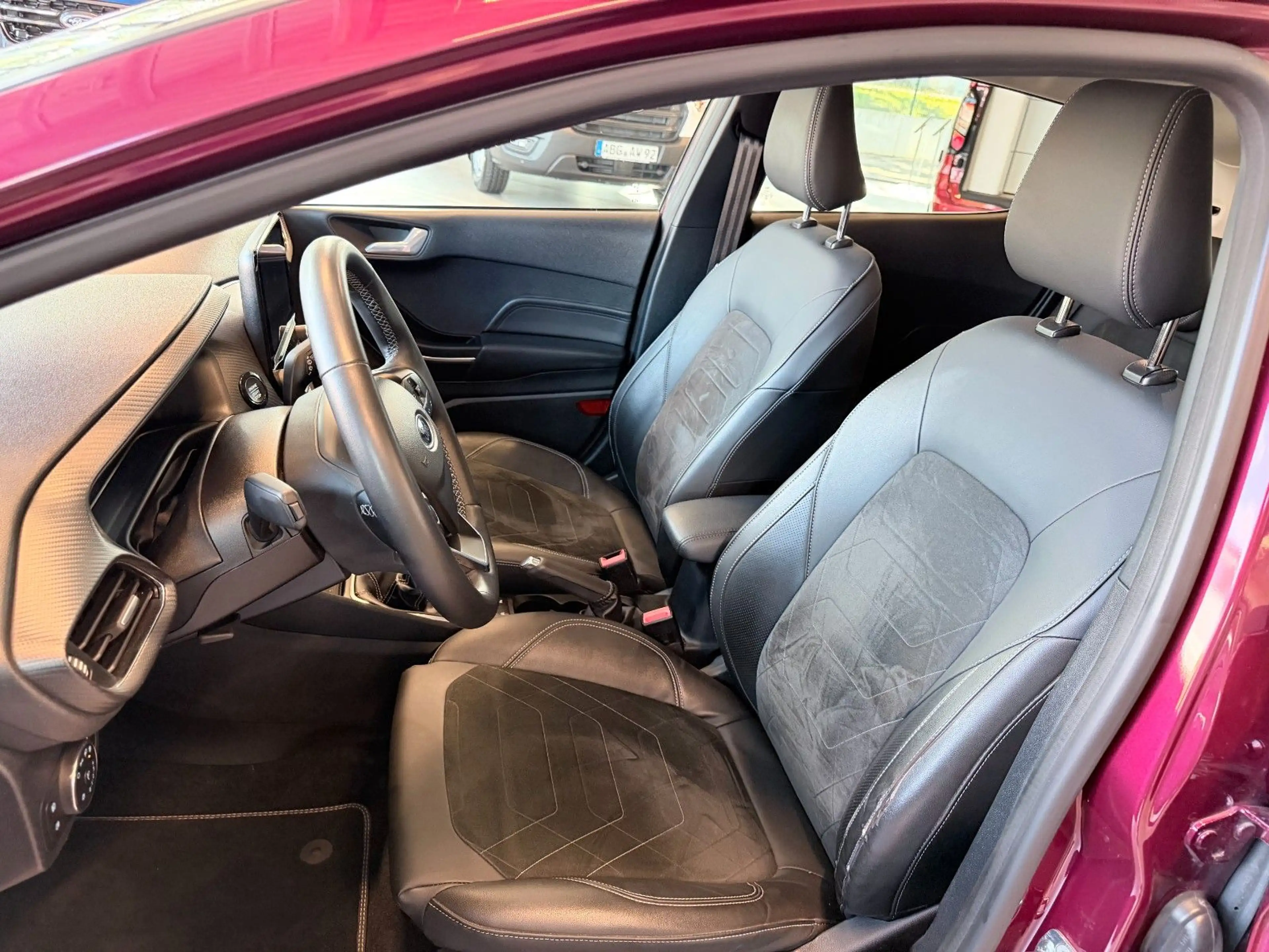 Ford Fiesta Titanium Vignale B&O Sound — photo 8