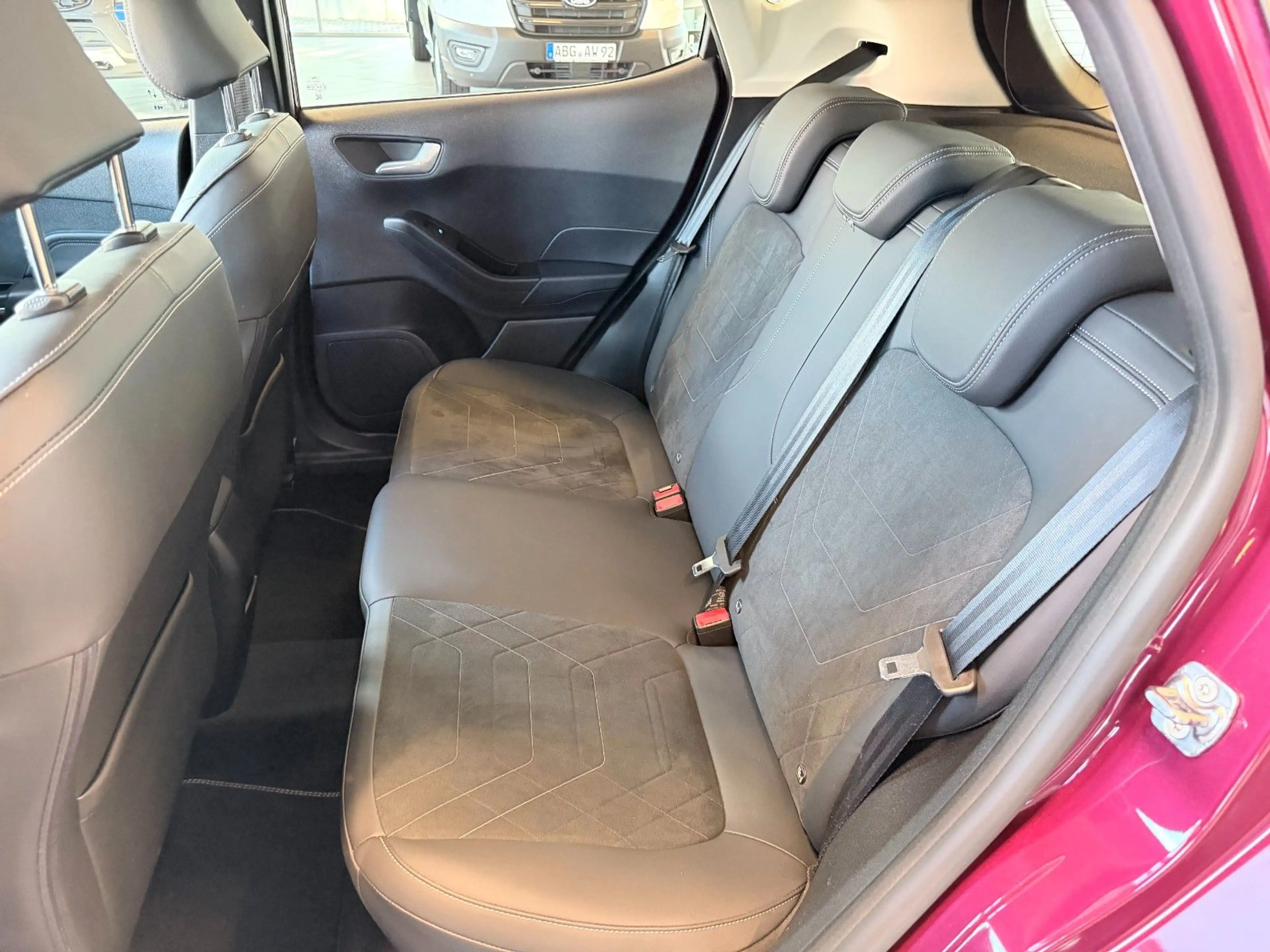 Ford Fiesta Titanium Vignale B&O Sound — photo 9