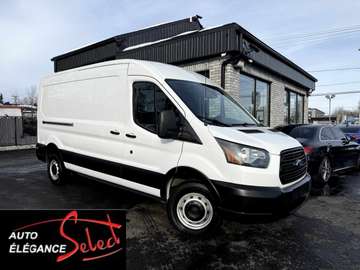 T-250 148  Med Rf 9000 GVWR Sliding RH Dr