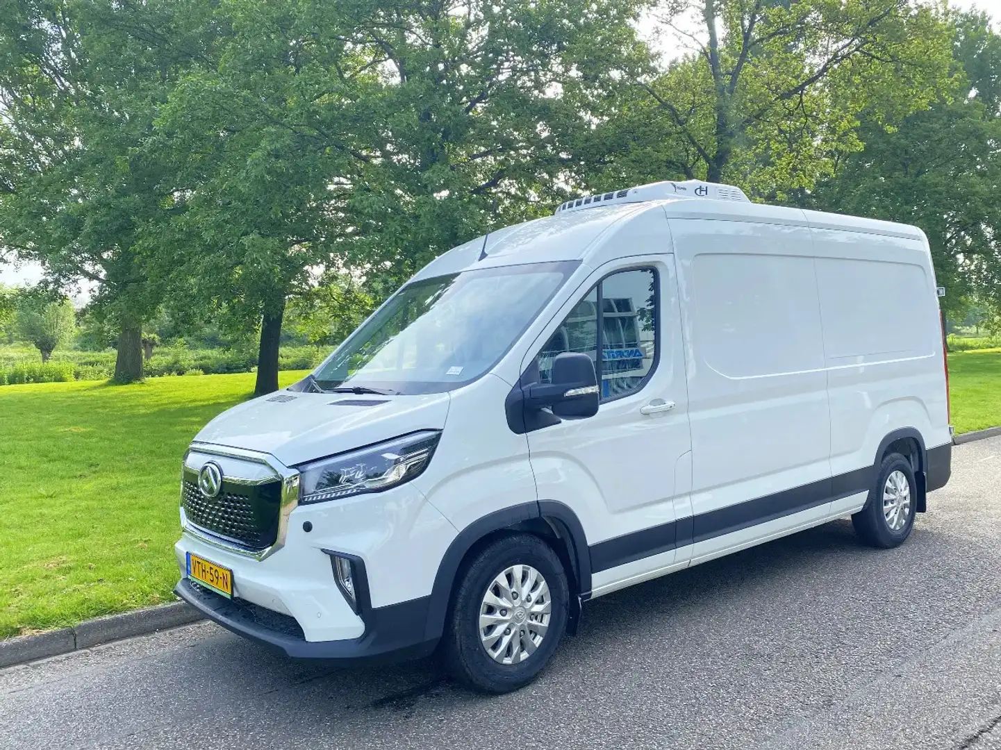 Maxus eDeliver 9 L3H2 100% elektrische KOELWAGEN 89 kWh, Actieradiu Blanco - 2