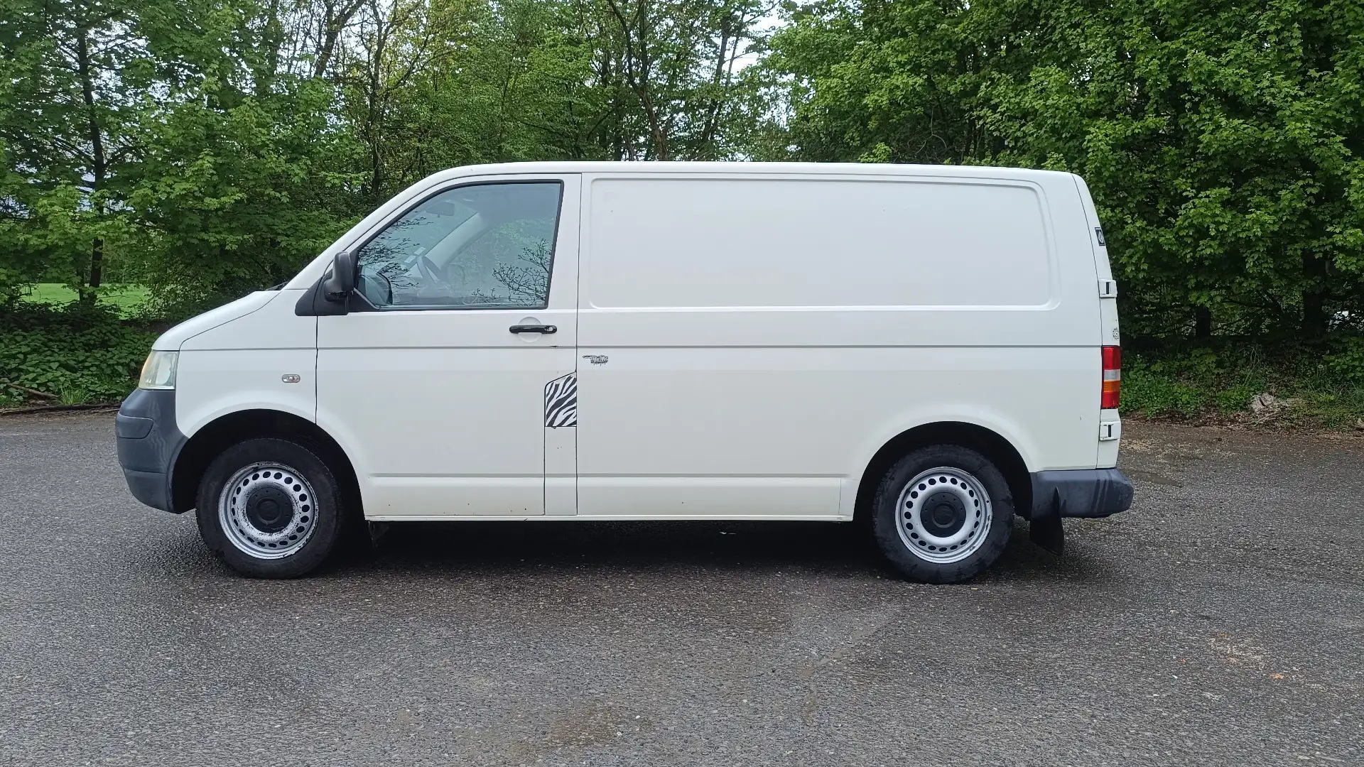 Volkswagen T5 Transporter - 1