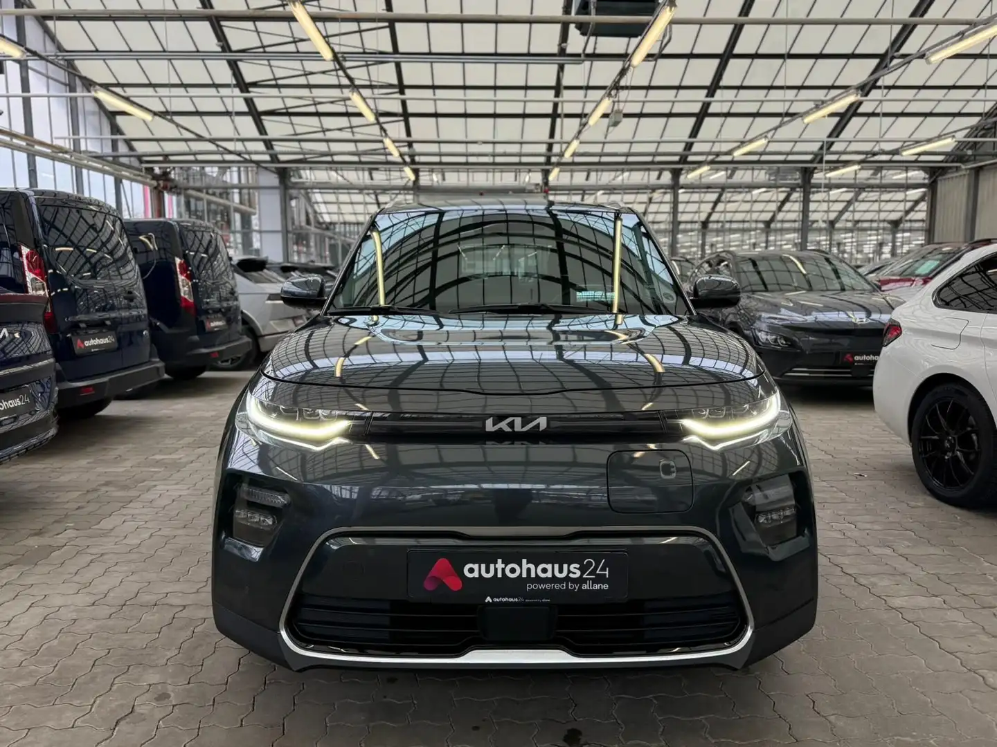 Kia Soul e-Soul Inspiration 64 kWh|HeadUp|LED|Kamera Grau - 2