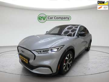 AWD 75 kWh | SOH 95% | Panoramadak | Memory Seats