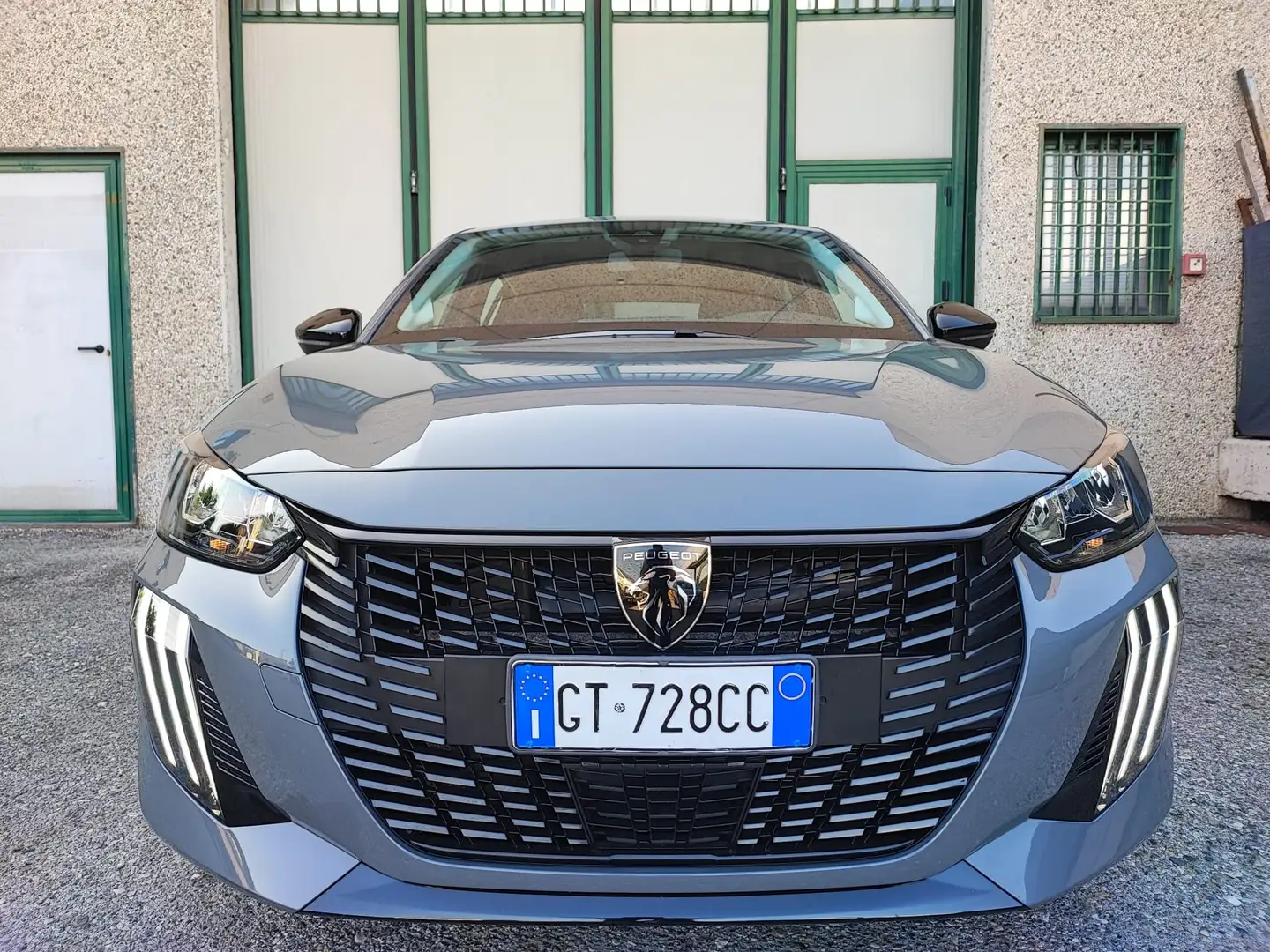 Peugeot 208 2024 BENZINA NO VINCOLI FINANZIARI PRONTA CONSEGNA Gris - 2