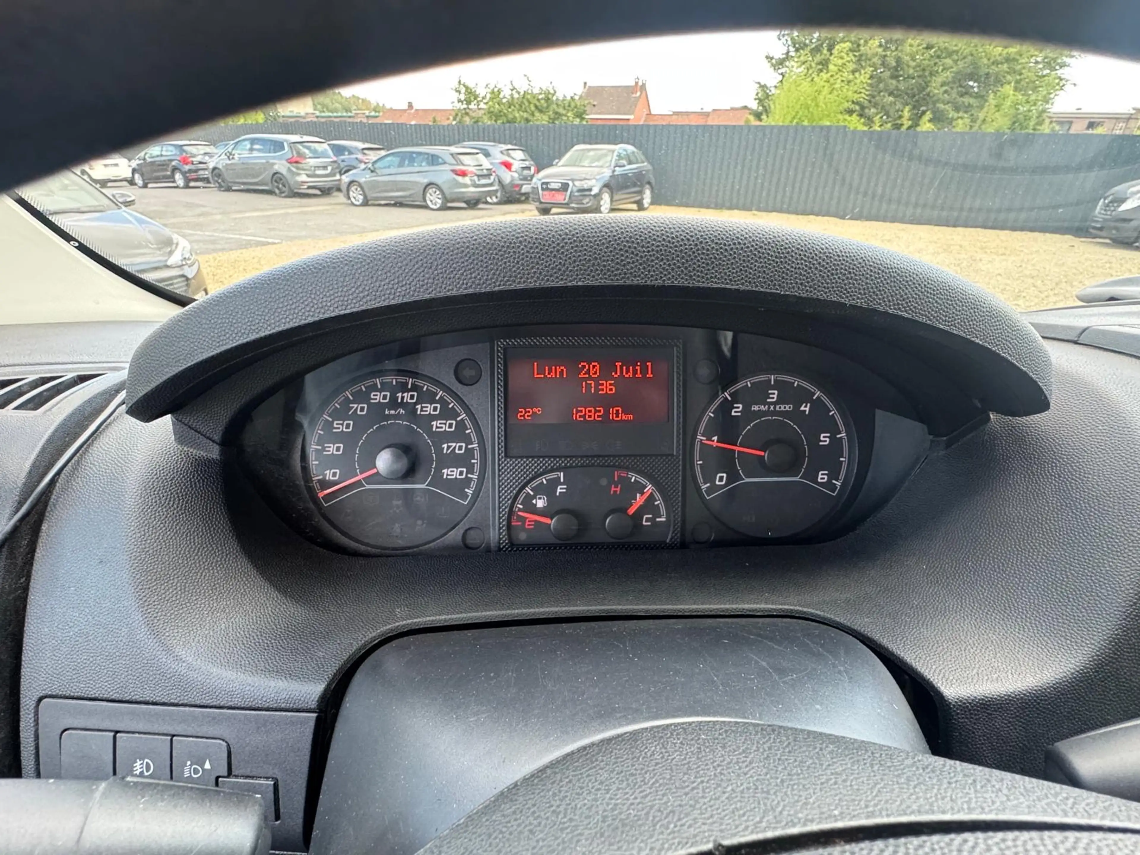 Citroen Jumper 2.0 BlueHDi L2H2/Etat neuf/Garantie/Euro6b — photo 8
