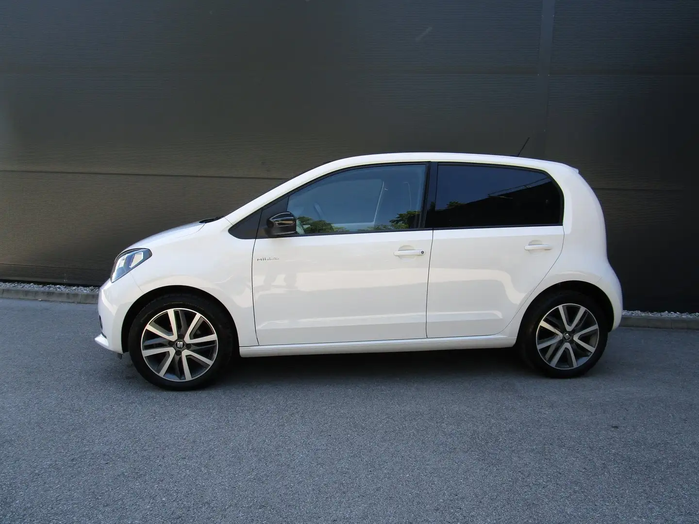 SEAT Mii electric Plus Weiß - 2