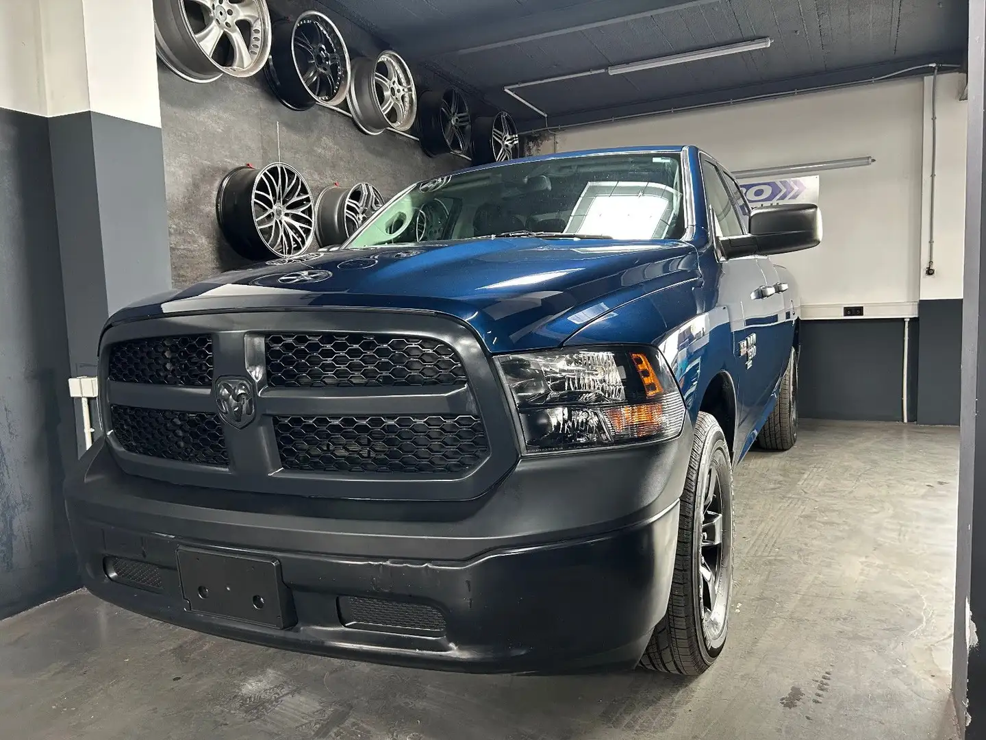 Dodge RAM DOGE RAM 1500 AHK/KAMERA/5.7 Blau - 1