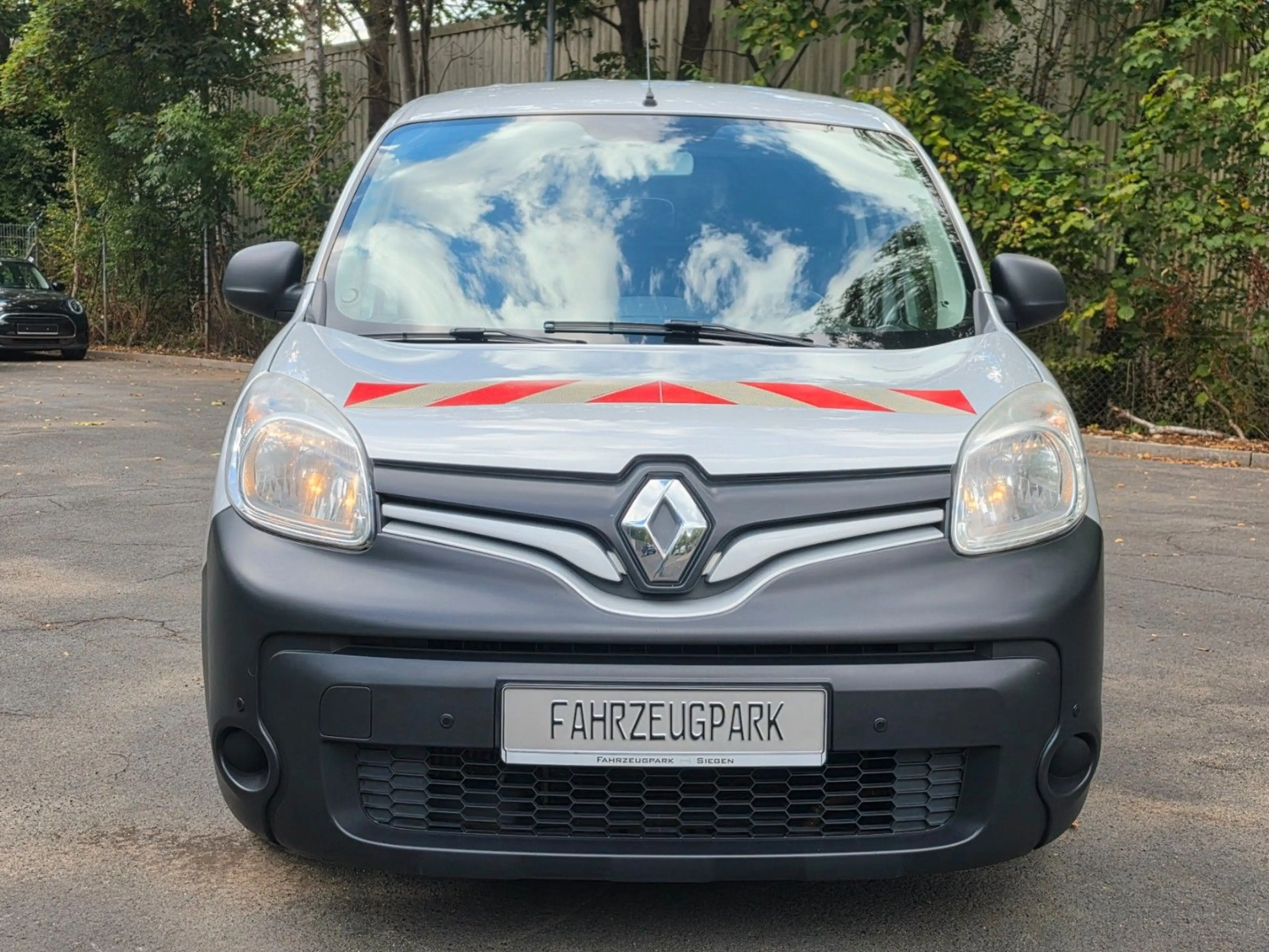 Renault Kangoo Rapid Extra*SORTIMO*110PS*NAVI*PDC* — photo 6