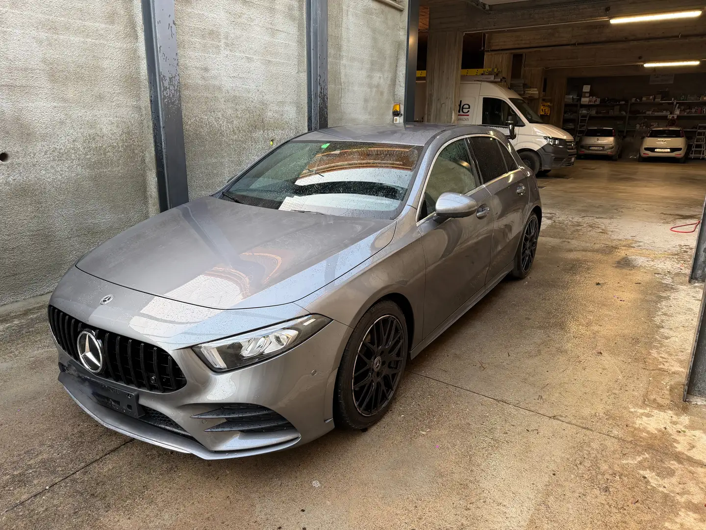 Mercedes-Benz A 200 A 200 Premium auto Grigio - 1