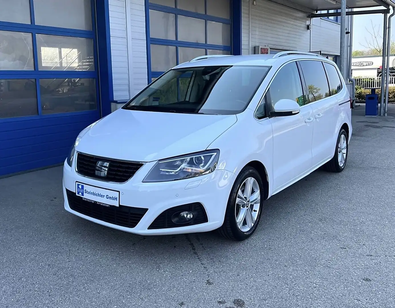 SEAT Alhambra Xcellence 2,0 TDI DSG 4WD,ACC,AHK, Weiß - 1