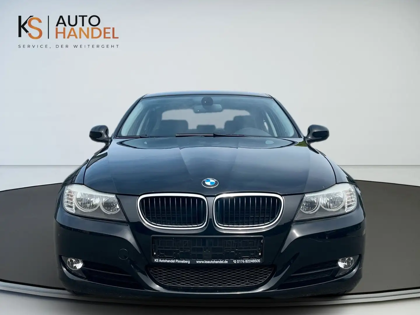 BMW 318 Baureihe 3 Lim. 318i Negro - 2