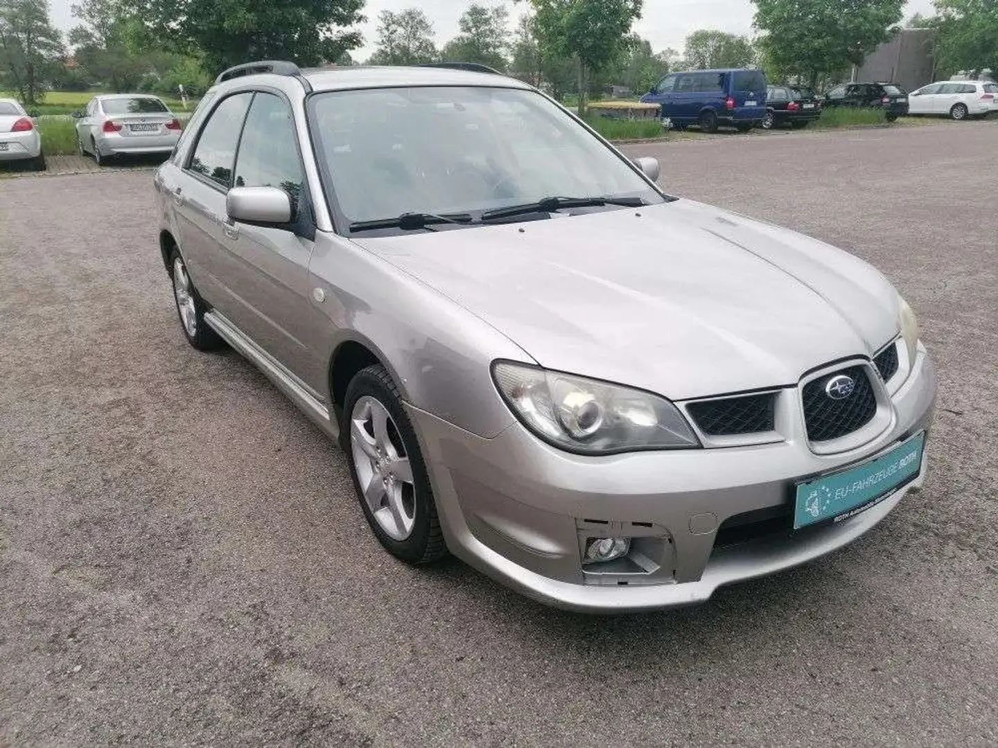 Subaru Impreza 2.0 R Active Automatik Gris - 2
