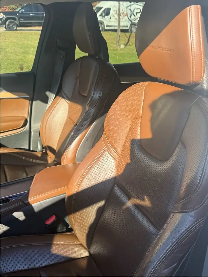 Volvo XC90 снимка Volvo XC90