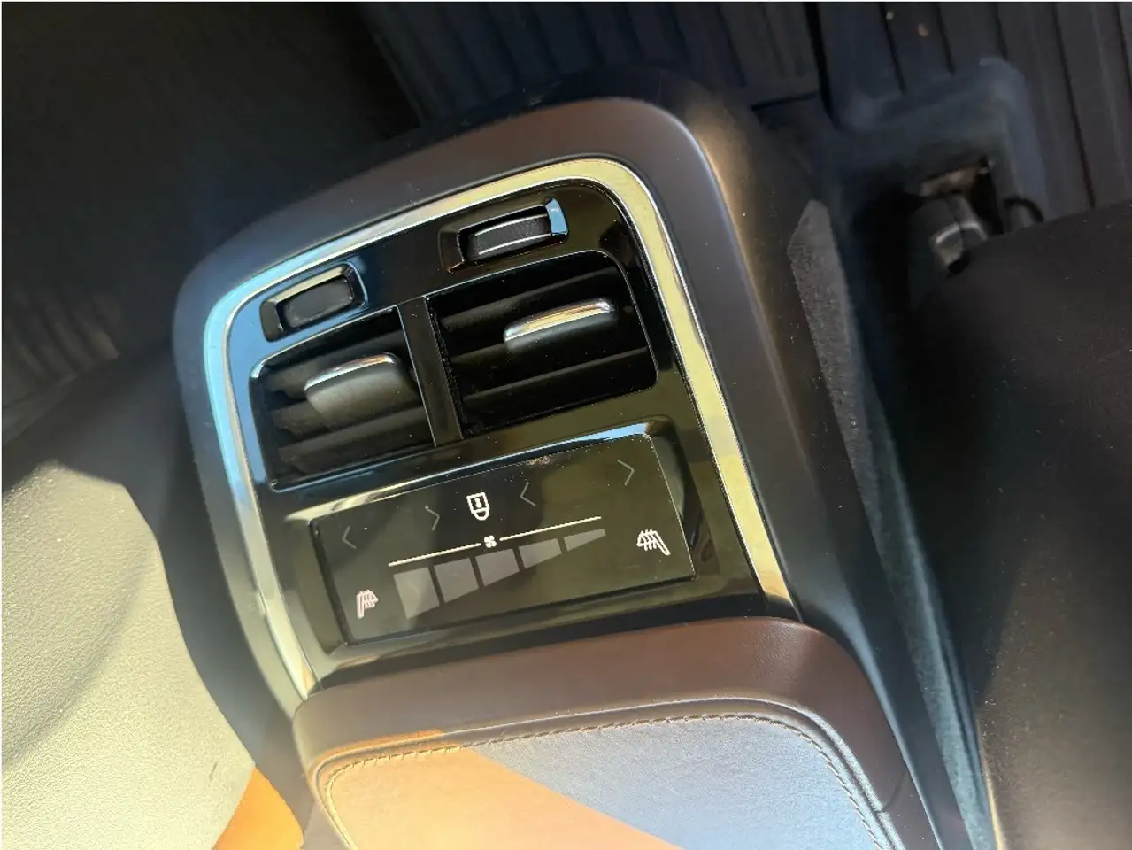 Volvo XC90 снимка Volvo XC90