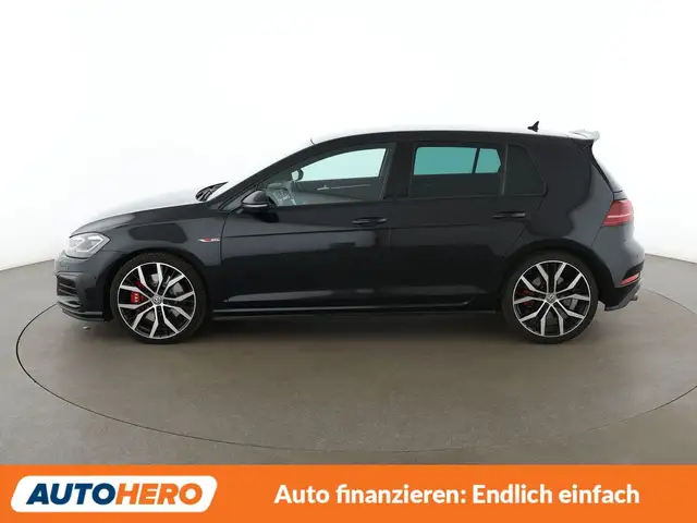 Volkswagen Golf view 3