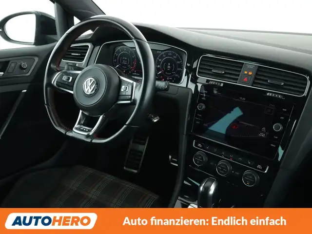 Volkswagen Golf view 13
