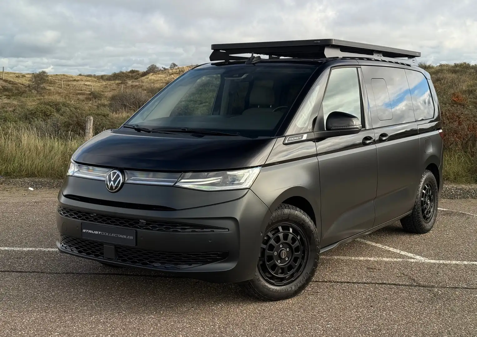 Volkswagen T7 Multivan ENERGETIC | Hybrid | Full option | Trekhaak | H&K Zwart - 2