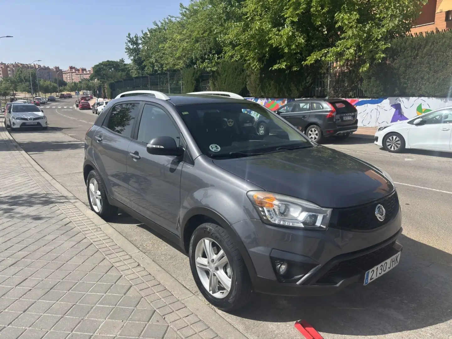 SsangYong Korando D20T Premium 4x4 Gris - 2