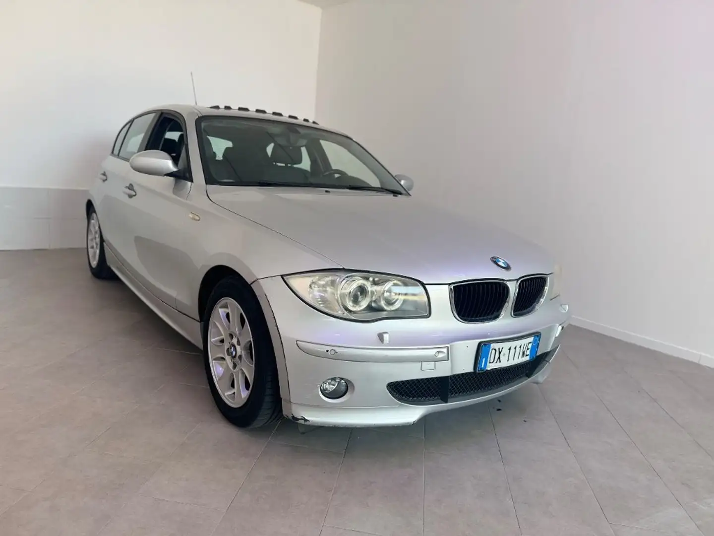 BMW 120 i cat 5 porte Futura Argento - 2