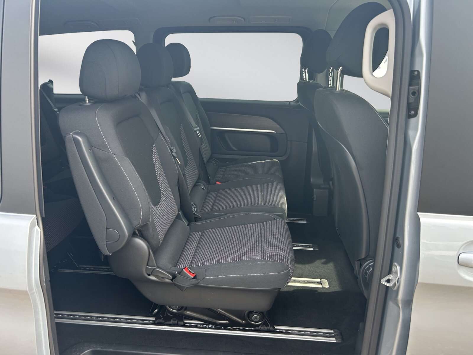 Mercedes-Benz EQV 300