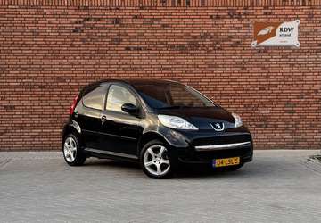 1.0-12V XS, 5D, New APK, Airco, CarPlay, Isofix