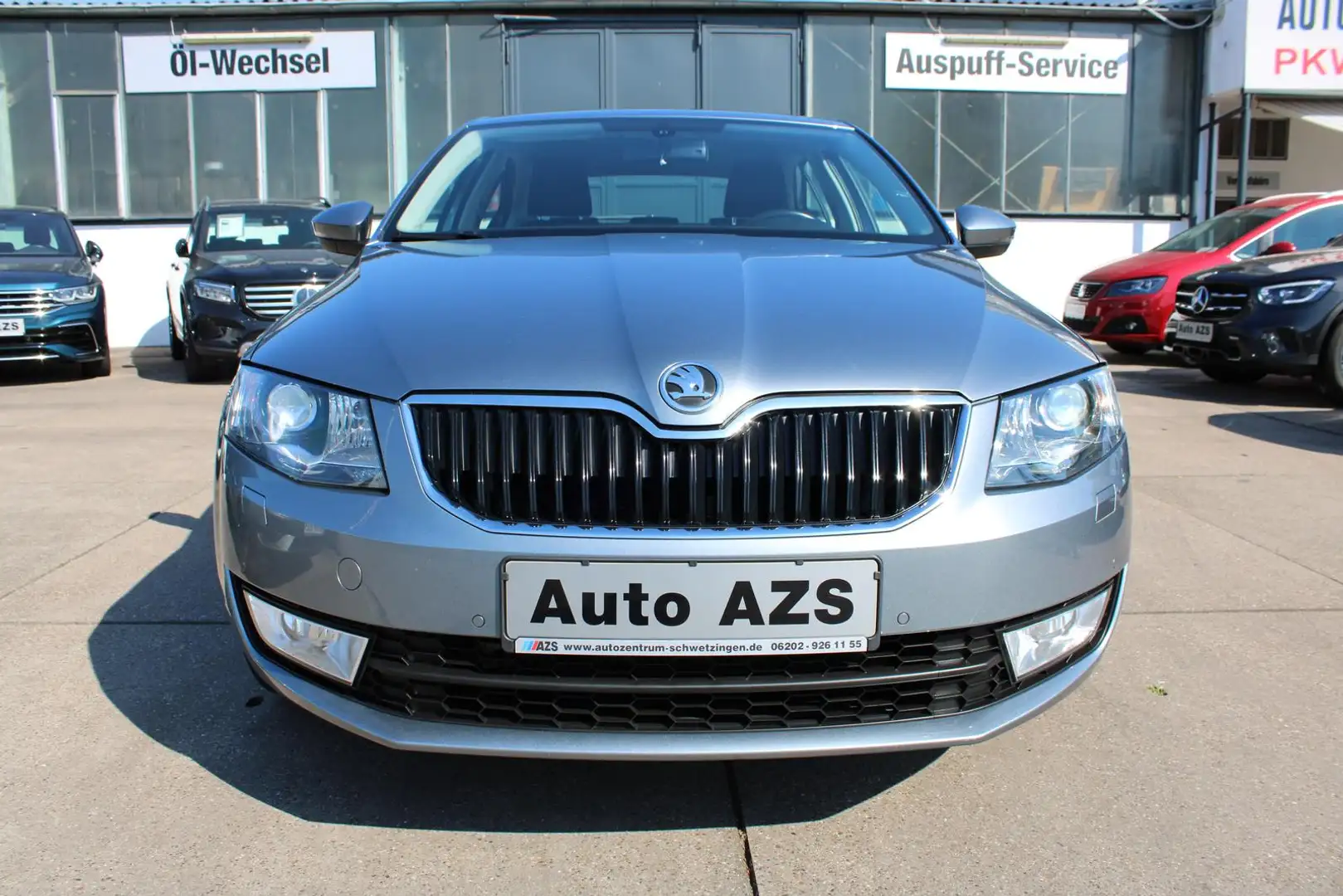 Skoda Octavia Lim./2.Hd/NAVI/SITZHEIZUNG/PDC/TEMPOMAT Grigio - 2