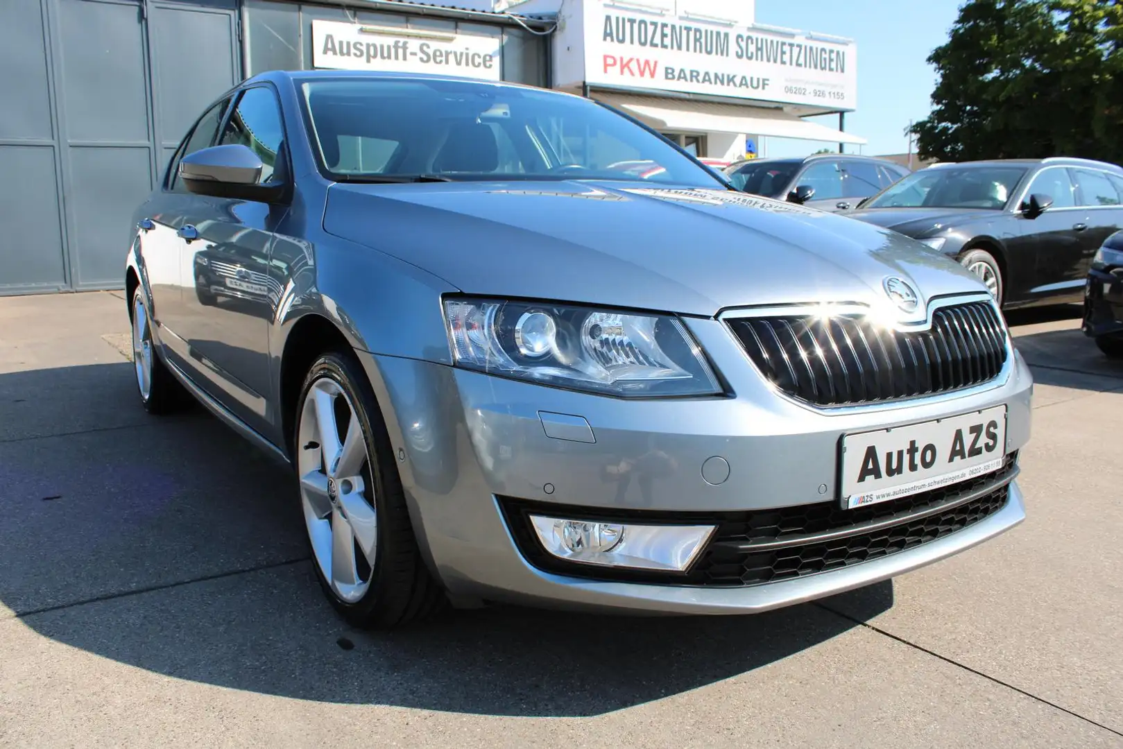 Skoda Octavia Lim./2.Hd/NAVI/SITZHEIZUNG/PDC/TEMPOMAT Grigio - 1