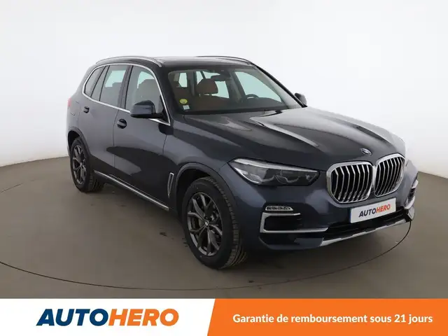 BMW X5 view 8