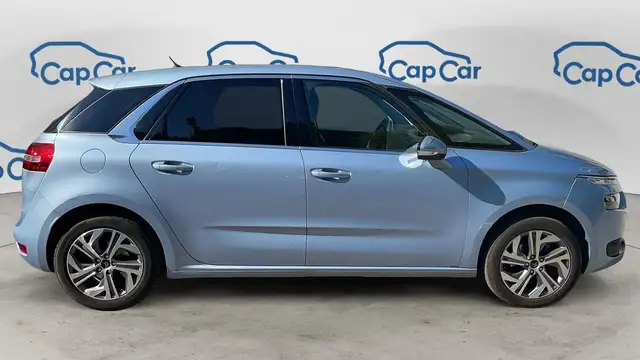 Citroen C4 Picasso view 4
