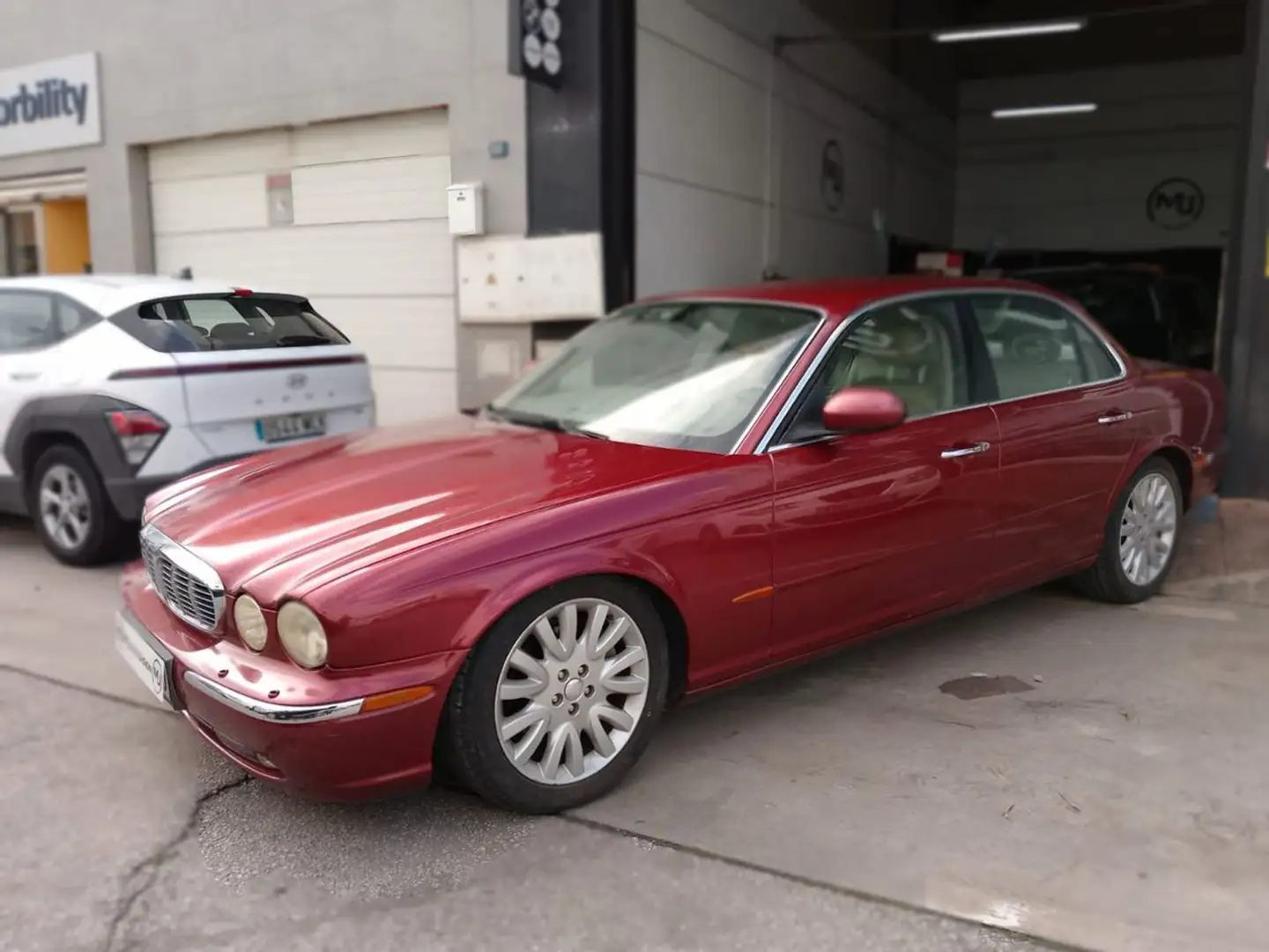 Jaguar XJ XJ-8 4.2 V8 Executive Aut. Burdeos - 2
