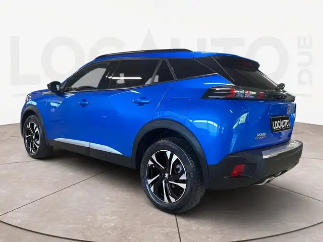 Peugeot 2008 view 5