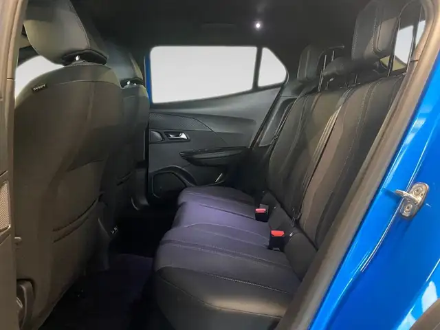 Peugeot 2008 view 8